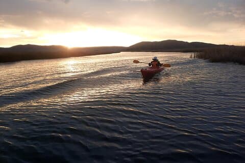 3 timers rute under solnedgang i kajakk ved Titicacasjøen
