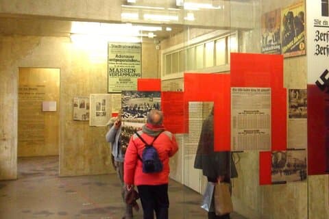 Cologne: EL-DE Haus and Old Town Private Guided Tour