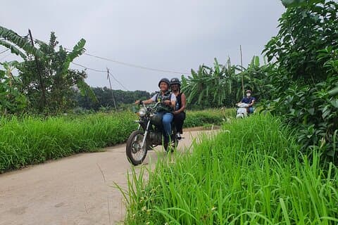 Hanoi Countryside Motorbike Tour: Red River Culture & Daily Life