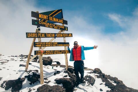 Escalando el Kilimanjaro a través de la Ruta Machame de 7 días