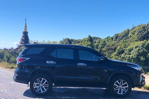 Half Day Car Hire with an English Speaking Driver in Chiang Mai