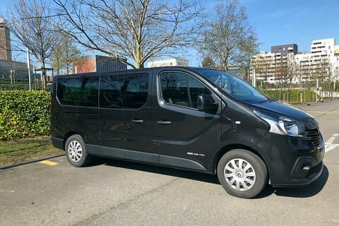 Trasferimento dagli aeroporti di Parigi ORLY a Disneyland con Van 8pax