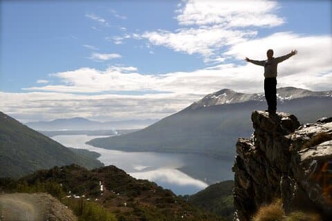Overnight Ushuaia - Airport transfers, Tierra del Fuego National Park and Lakes!