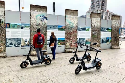 Berlin: Ultimate E-Scooter Adventure Tour