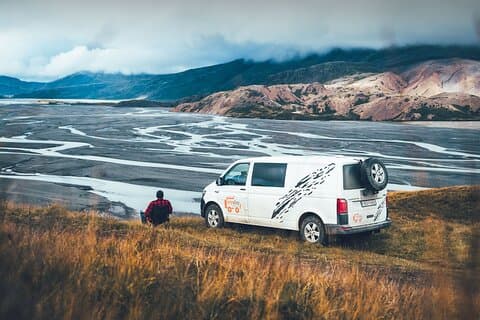 13 dages selvkørende tur med afhentning - Udforsk Island - 4X4 campervan