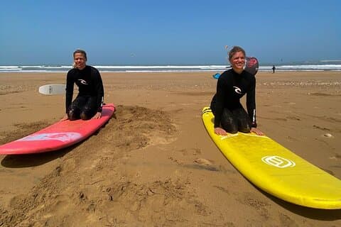 Join our Surfing cours with one of best teacher