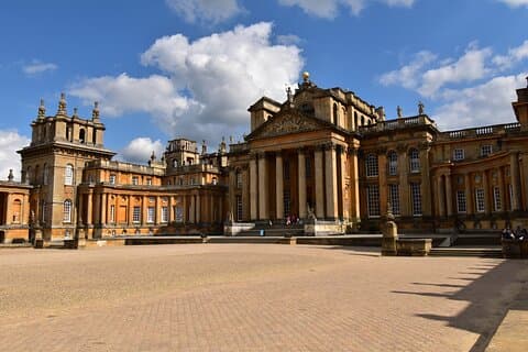 London to Blenheim Palace Private Taxi Tour