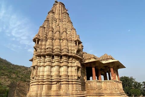 Rondleiding: India's meest spookachtige dorp-Bhangarh met toegangsprijs