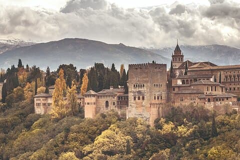 Tour guidato privato di un'intera giornata nell'Alhambra dalla Costa del Sol