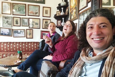 Crociera di un'intera giornata sul Bosforo di Istanbul e tour del Palazzo Dolmabahce con guida privata
