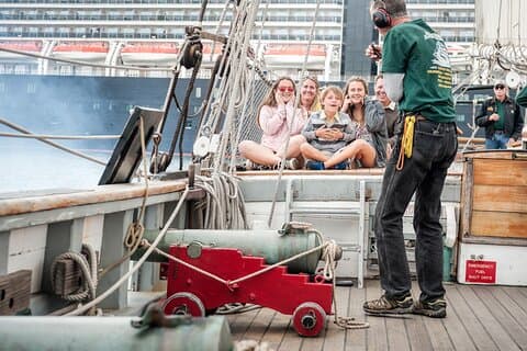 Tall Ship Adventure a bordo de la Schooner Californian con entrada general