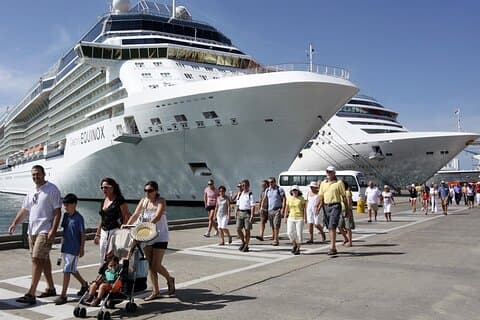 Embarque | Desembarque Os destaques de Atenas - Excursão privada de 4 horas na costa