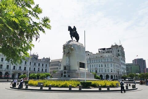 Tour para explorar a história de Lima