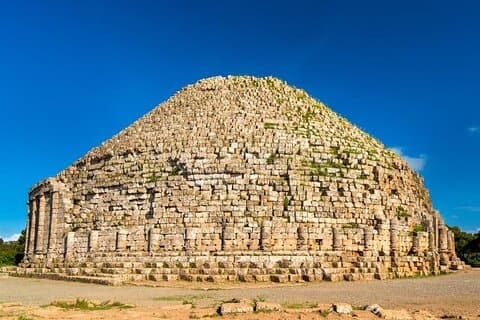 Discover Tipaza tour Roman ruins