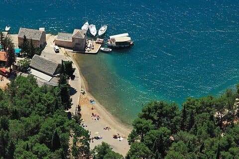 Route romaine - Vol panoramique au-dessus des îles Brač et Hvar depuis l'île de Brač