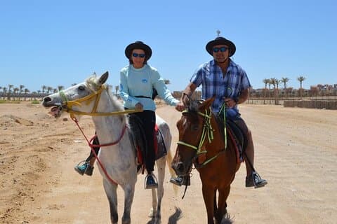 Passeio a cavalo no deserto em Sharm El Sheikh