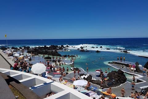 Privat transfer till Porto Moniz Lava Natural Pools