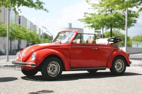Private 4-stündige Entdeckungstour in einem Cabrio-VW-Käfer