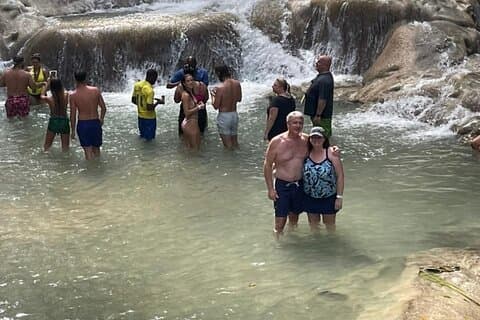 Dunn's River Falls og Blue Hole privat transport