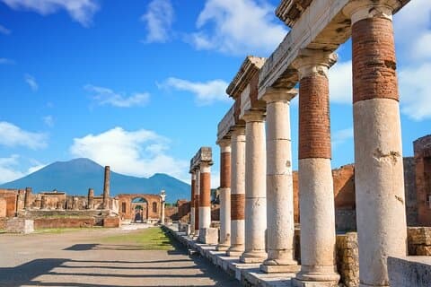 Tour privato di Pompei e Vesuvio con pranzo in cantina