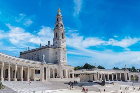 Fátima, Batalha, Nazaré og Óbidos Privat Tour