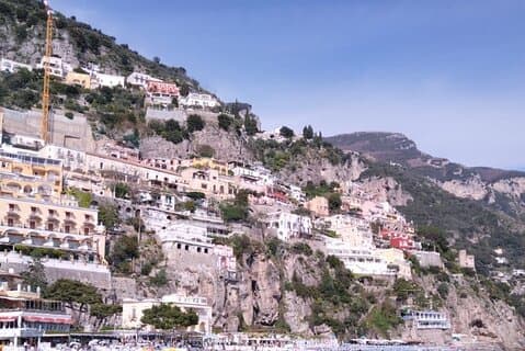 Excursão privada de um dia à Costa Amalfitana saindo de Sorrento