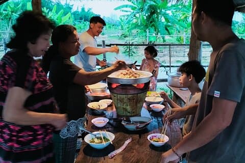 Private Local Food Cooking Class in Chiang Rai