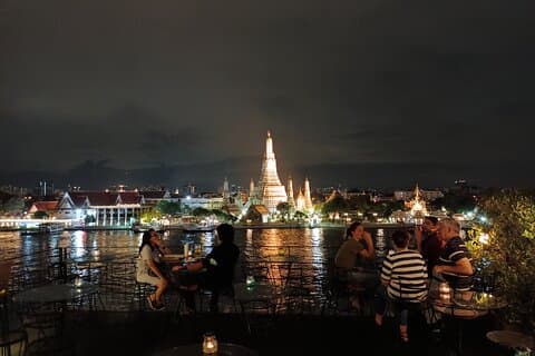 Privat rundtur: Bangkok Night Privat Tuk Tuk-tur och gatumat