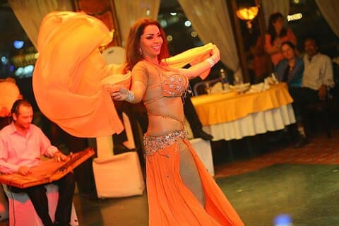 Cruzeiro no Cairo com show de dançarina do ventre