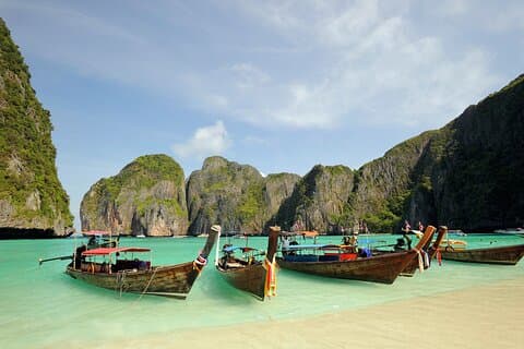 Explore Phi Phi, Bamboo and Rang Yai with Fishing