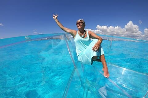 Clearboat : promenade en bateau à fond de verre vers la mer des Caraïbes