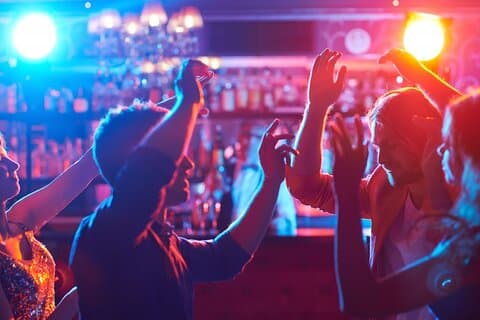 Das ultimative geführte Nachtleben ohne Anstehen in Kampala