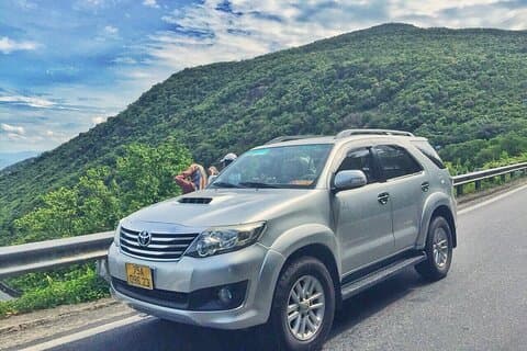 Transfer from Hoi An to Hue via Hai Van pass