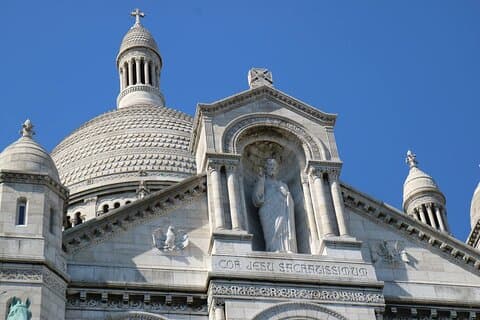 Tour di Parigi di 8 ore con Montmartre, Marais, Galeries Lafayette e crociera con pranzo