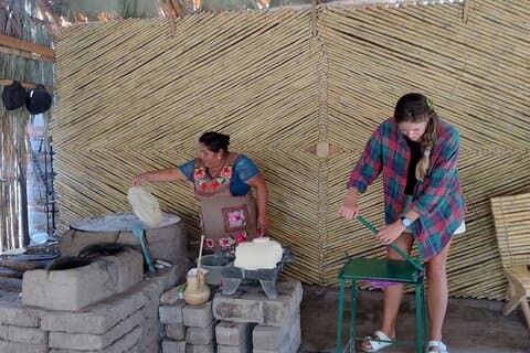 clase de tortilla en mi pueblo zapoteco