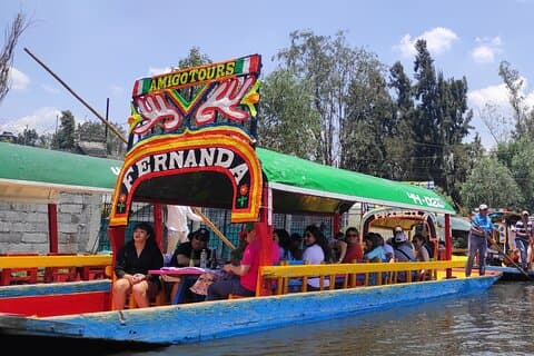 Xochimilco, Coyoacan und Frida Kahlo mit optionalem Mittagessen