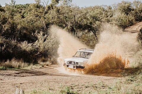 Jeep Safari em família ate 6 PAX
