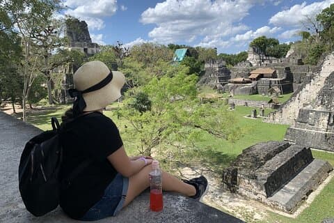 Private Tour durch Tikal von der Westgrenze von Belize
