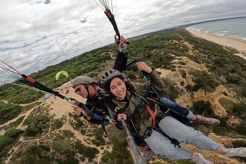 Paraglidingoplevelse nær Lissabon med overførsler fra Lissabon