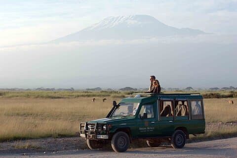 3 días de experiencia Tsavo West-Amboseli SGR Train Serena Safari (mínimo 2 personas)