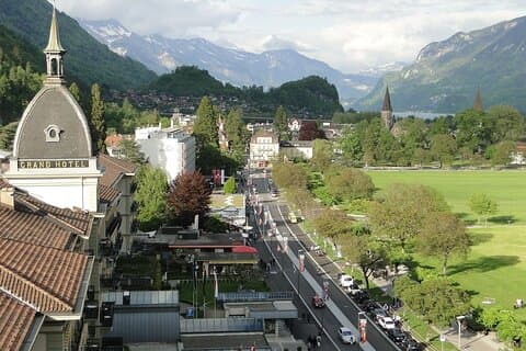 Excursão a pé em Interlaken com um guia profissional privado