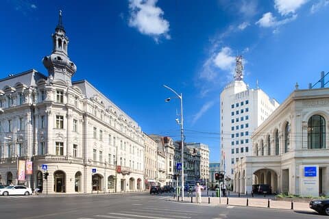 5 a 6 horas: recorrido privado por la ciudad de Bucarest sobre Ceausescu y el comunismo