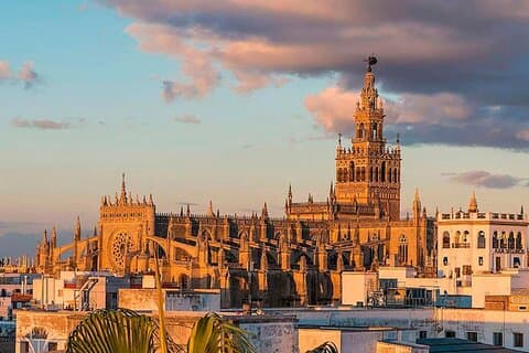 Full Day Tour to Sevilla from Málaga with private transportation