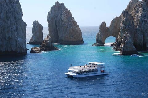 Dîner-croisière au coucher du soleil à Cabo : Fajitas, Lands End et fête
