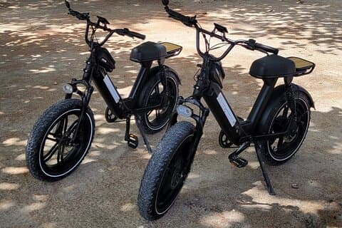 Aluguel de bicicleta elétrica de 3 horas para explorar Turks e Caicos
