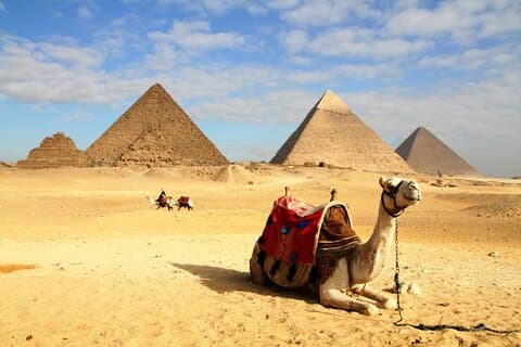 Cairo Sightseeing 1-day Tour by plane from Taba