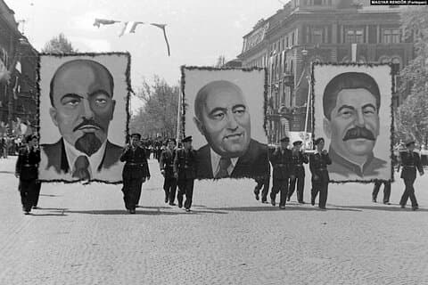 Life Under Communism" avec visite facultative de la Maison de la Terreur