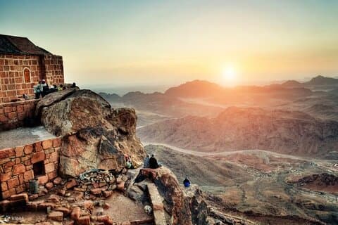 Mont Sinaï Sunrise et monastère Sainte-Catherine de Charm el-Cheikh