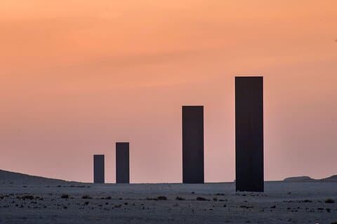 Gira por el oeste de Qatar || Ricardo Serra || Formación de roca de hongos