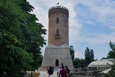 Vlad the Impaler Royal Court & Dracula's Fortress - Privat tur fra Bucuresti